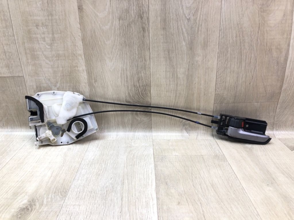 82302-80J22 | Замок двері задн. лів. SUZUKI SX4 06-13