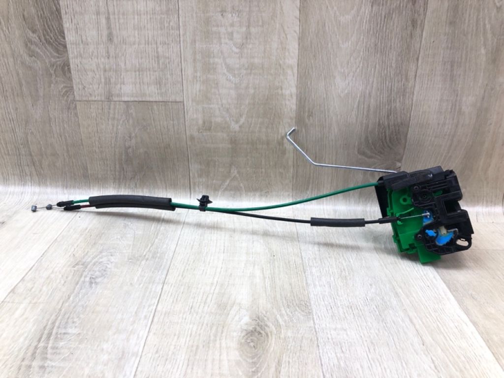 81320-1R140 | Замок двері передн. прав. HYUNDAI ACCENT RB 10-