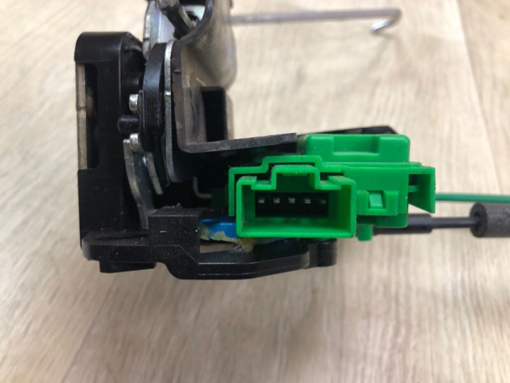 81320-1R140 | Замок двері передн. прав. HYUNDAI ACCENT RB 10- - Фото 6