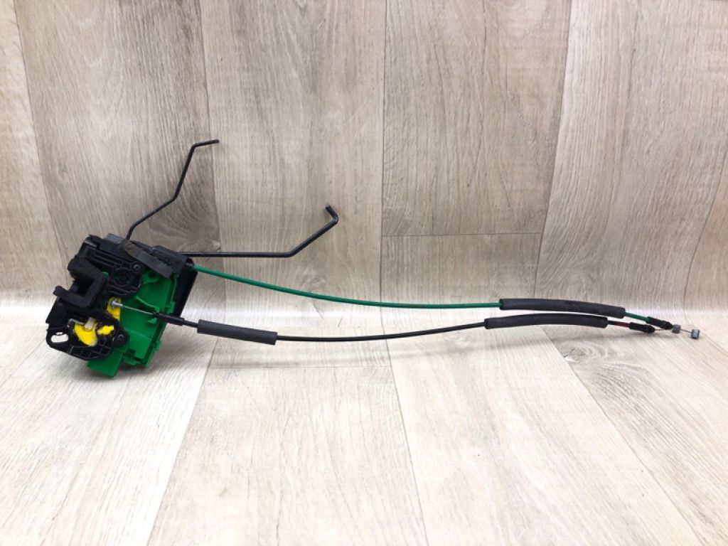 81310-1R130 | Замок двері передн. лів. HYUNDAI ACCENT RB 10-