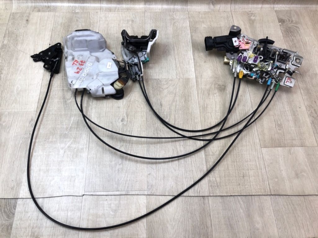 69300-08020 | Замок двери боковой задн. лев. TOYOTA SIENNA 11-16 - Фото 6