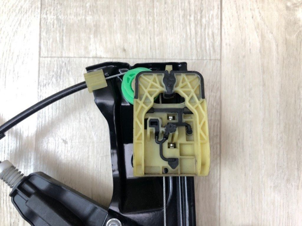 BM5Z-5423200-B | Склопідйомник передн. прав. FORD FOCUS 10-18 - Фото 5