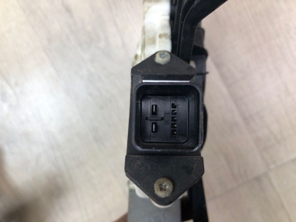 FR3Z-7623209-A | Склопідйомник передн. лів. FORD MUSTANG 15- - Фото 7