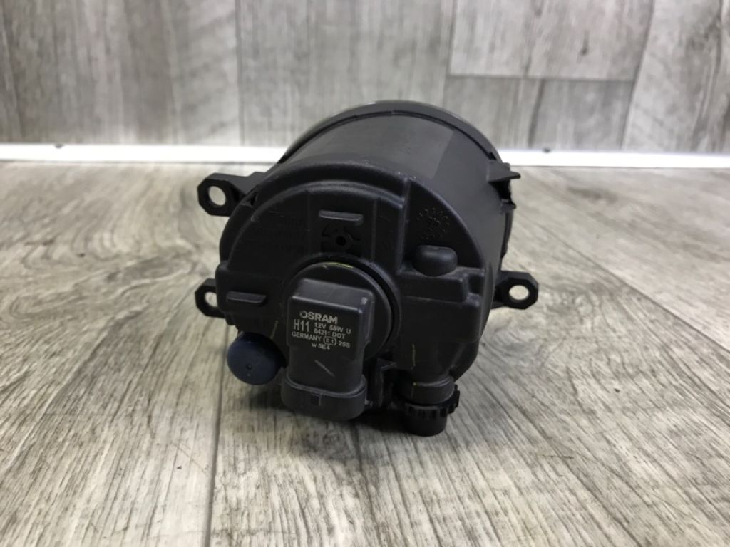 81220-0D040 | Протитуманна фара лів. TOYOTA CAMRY 40 06-11 - Фото 4