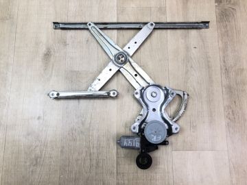 Склопідйомник передн. прав. TOYOTA CAMRY 40 06-11