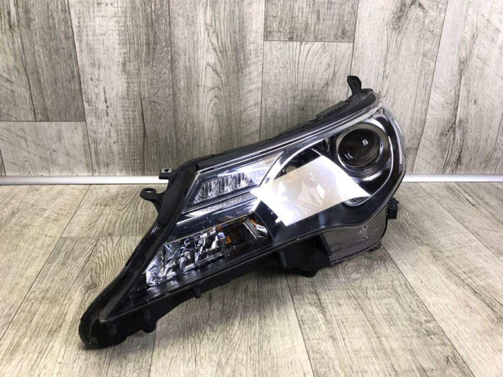 81185-42570 | Фара лів. TOYOTA RAV4 13-19 - Фото 2