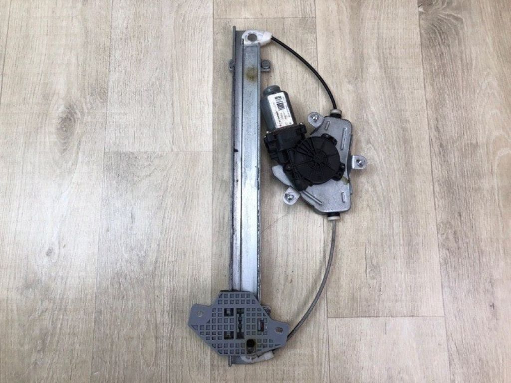 82404-0U010 | Склопідйомник передн. прав. HYUNDAI ACCENT RB 10-