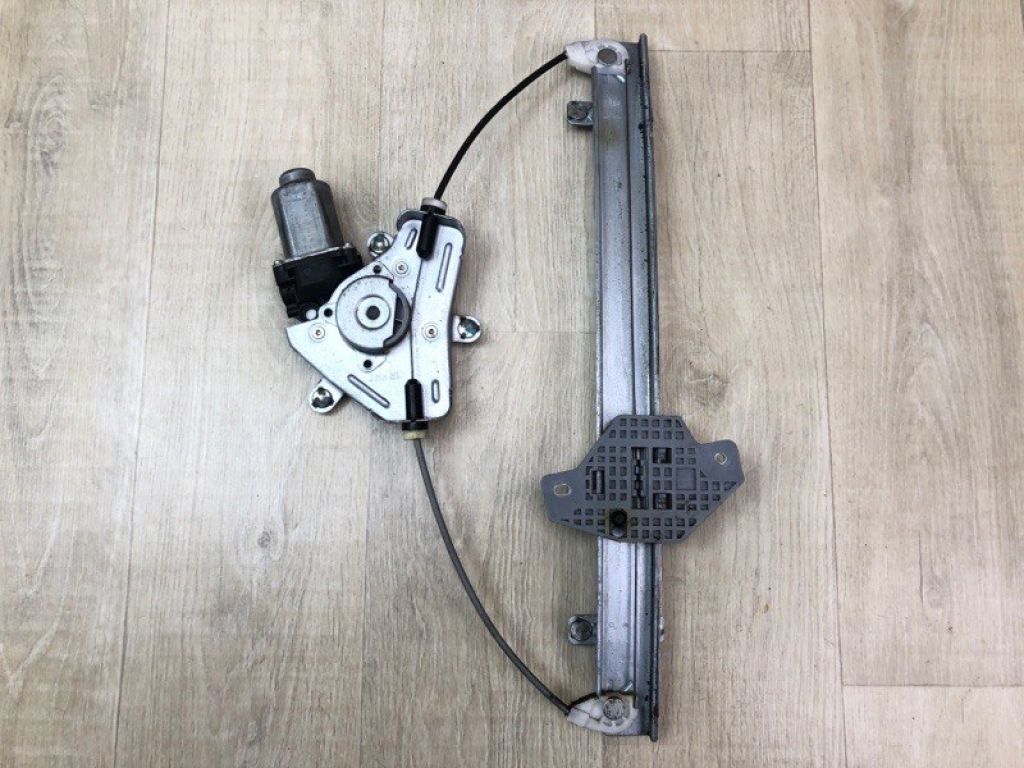 82403-0U010 | Склопідйомник передн. лів. HYUNDAI ACCENT RB 10-