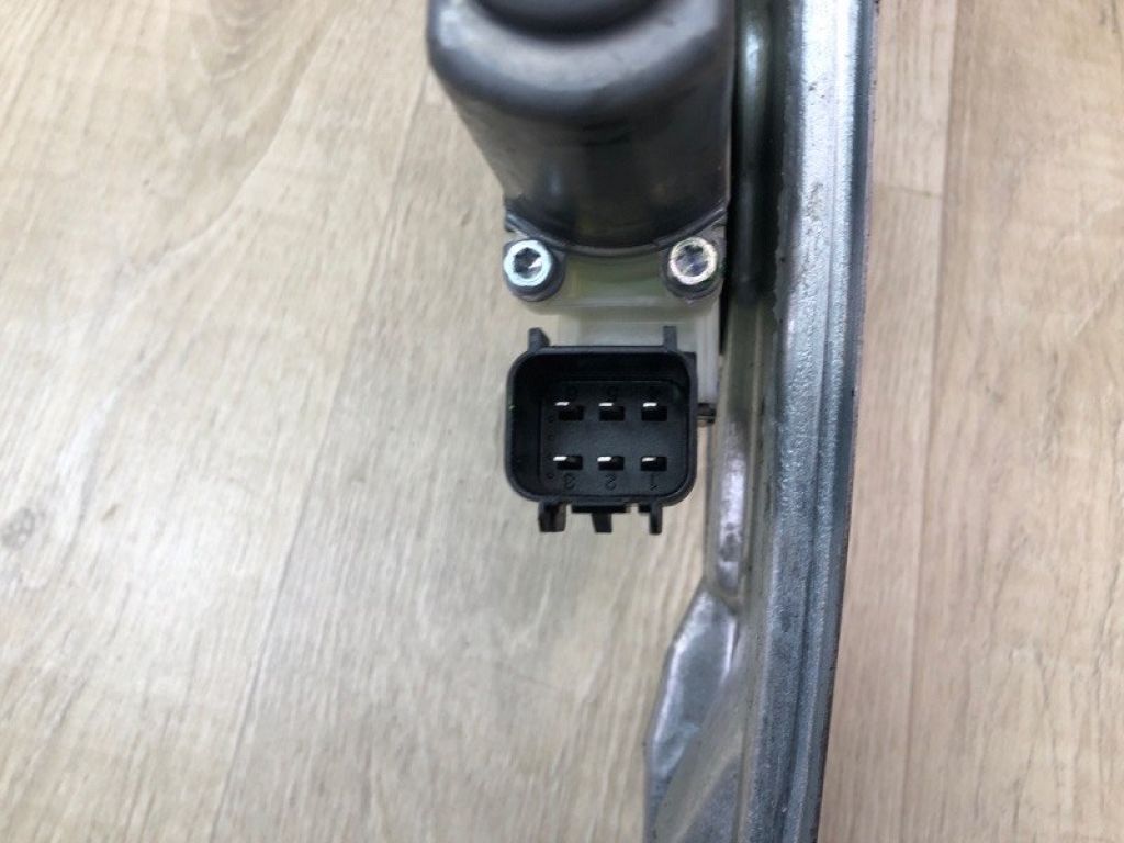 BM5Z-5827000-B | Склопідйомник задн. прав. FORD FOCUS 10-18 - Фото 5