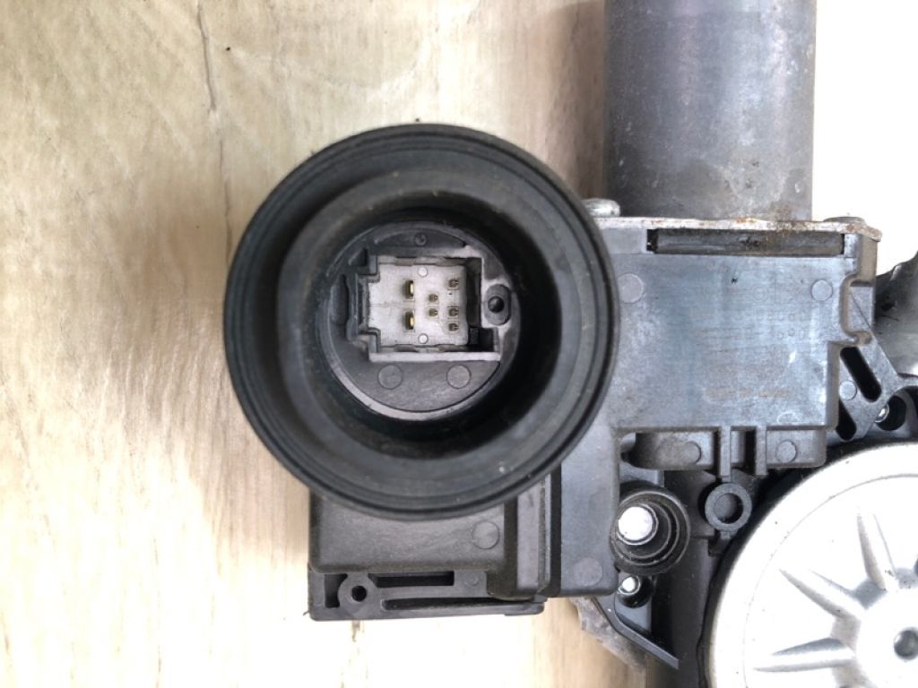 69803-08020 | Склопідйомник задн. прав. TOYOTA SIENNA 11-16 - Фото 4