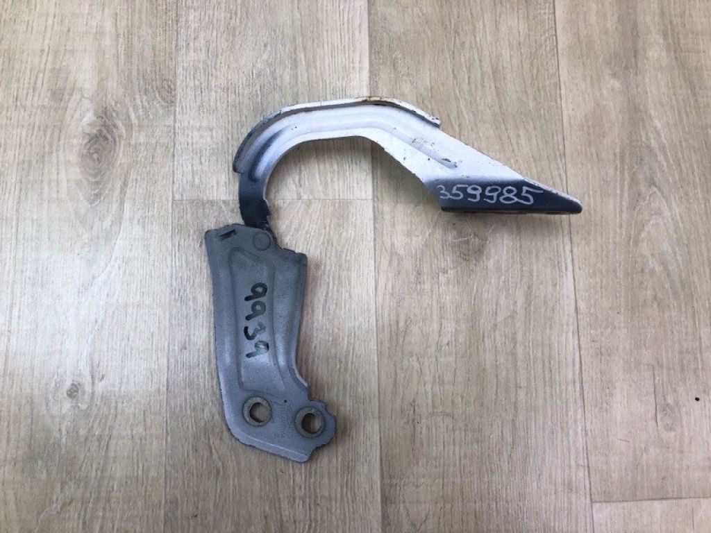 GJ5Z-16797-A | Петля капоту лів. FORD ESCAPE 12-19