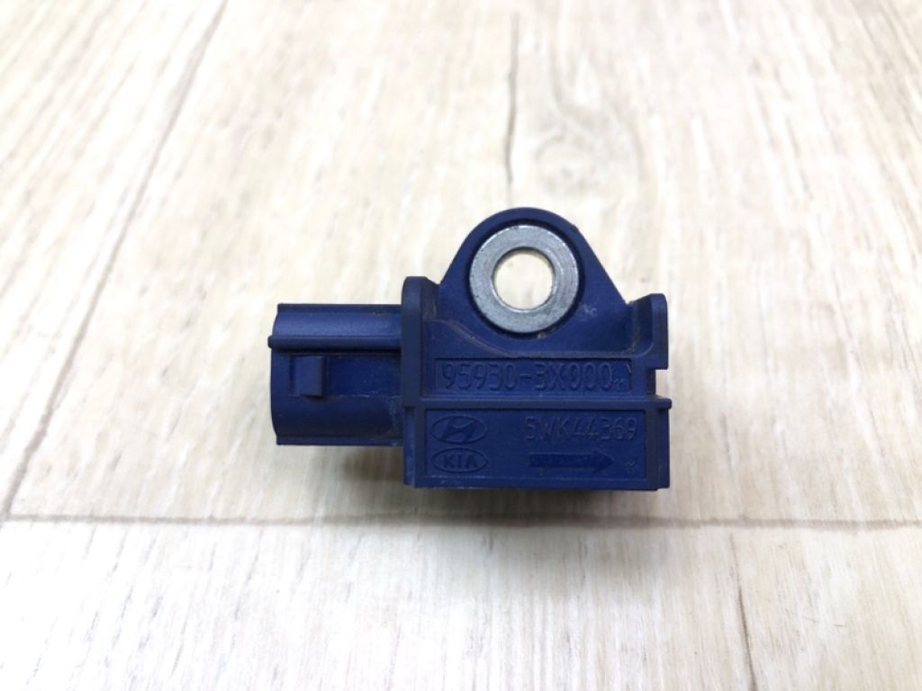 95930-3X000 | Датчик удара передн. HYUNDAI ELANTRA MD 10-15 - Фото 2