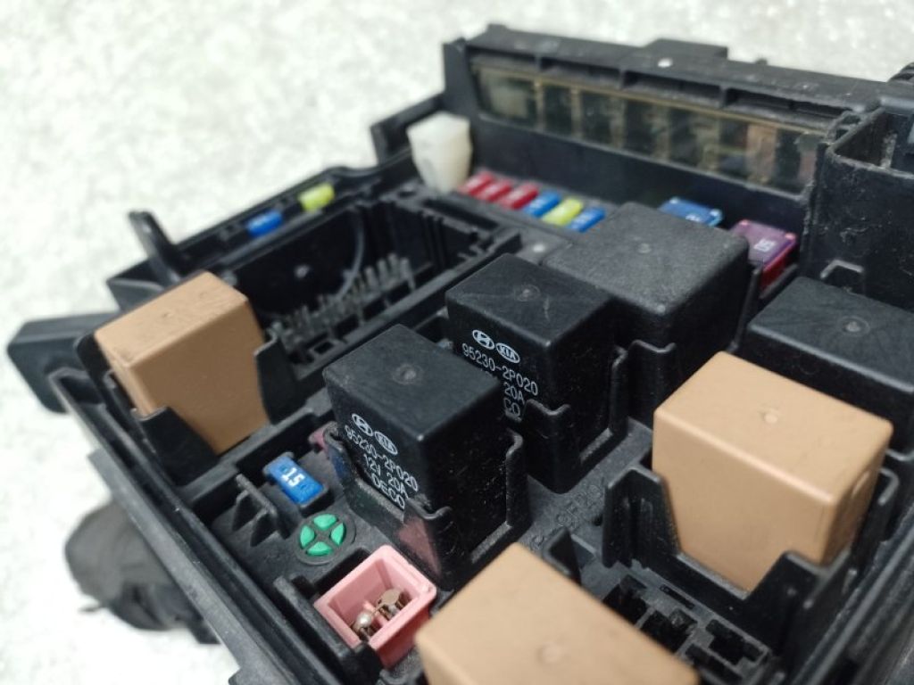 91200-4R012 | Блок запобіжників моторний відсік HYUNDAI SONATA YF 10-14 - Фото 6