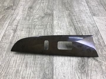 Накладка кнопок склопідйомника передн. прав. LEXUS IS250/350 05-13