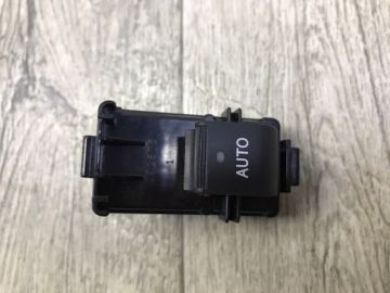 Кнопка стеклоподъемника передн. прав. LEXUS ES350 06-12