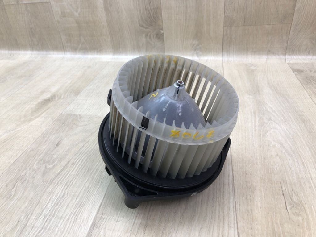 87103-04044 | Моторчик пічки TOYOTA TACOMA 05-15