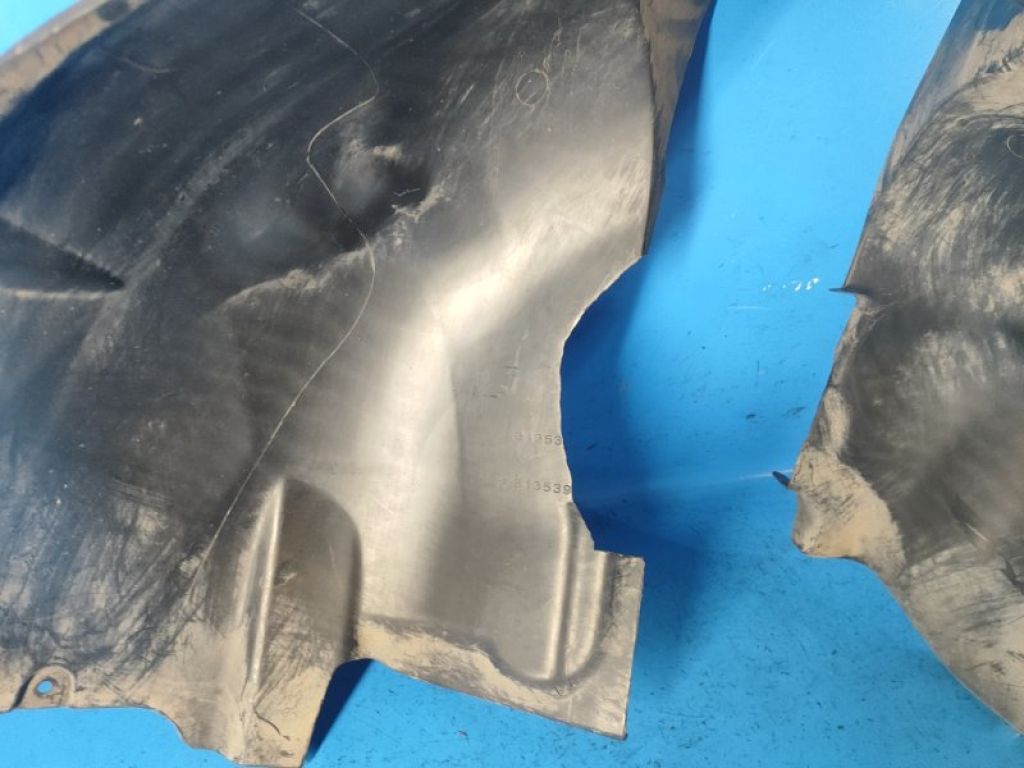 31353516 | Підкрилок передн. лів. VOLVO XC70 07-16 - Фото 4