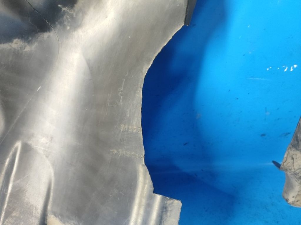 31353516 | Підкрилок передн. лів. VOLVO XC70 07-16 - Фото 5