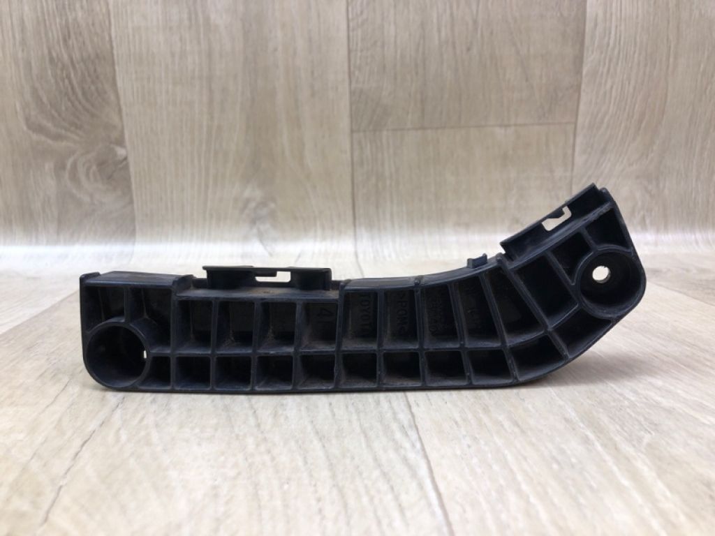 5253533040 | Кронштейн переднього бампера (на крилі) прав. TOYOTA CAMRY 40 06-11