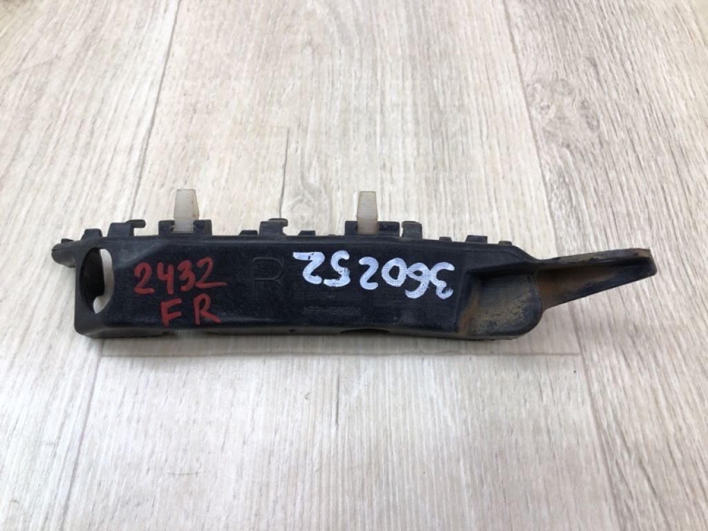 865143X000 | Кронштейн переднього бампера (на крилі) прав. HYUNDAI ELANTRA MD 10-15