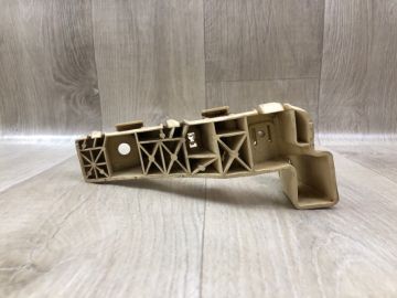 Кронштейн переднего бампера (на крыле) лев. KIA SOUL PS 13-19