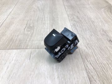 Кнопка склопідіймача задн. прав. HYUNDAI ELANTRA MD 10-15