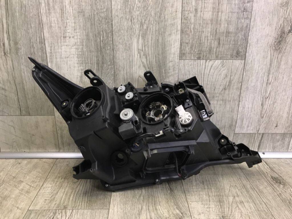 8118560D21 | Фара лів. LEXUS LX570 07-15 - Фото 8