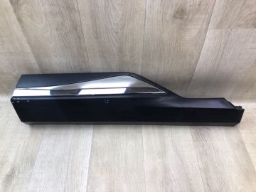 Накладка двері задн. лів. NISSAN X-TRAIL/ROGUE T33 20-