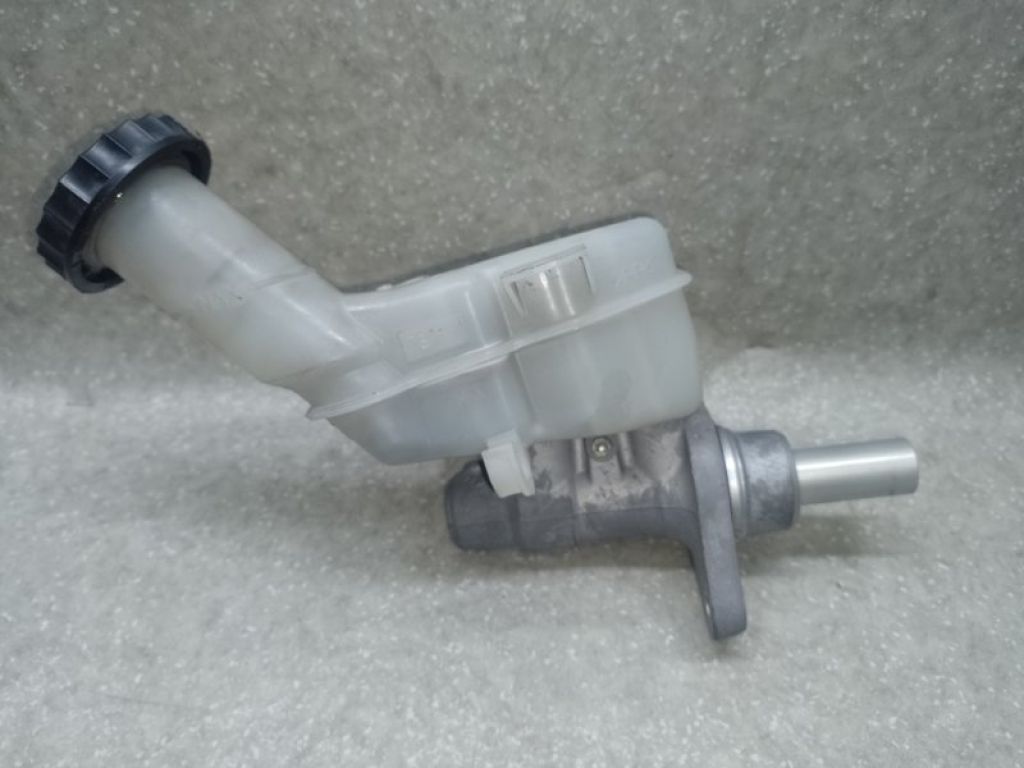 4625A199 | Головний гальмівний циліндр MITSUBISHI OUTLANDER XL 05-13 - Фото 2