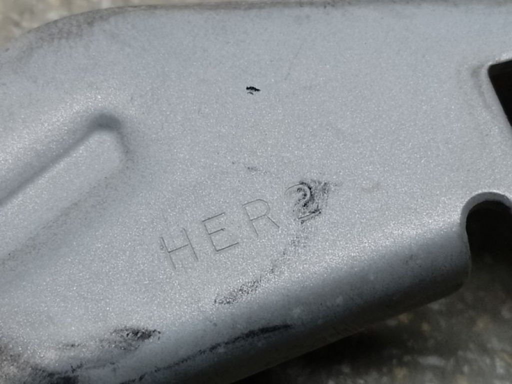 MN175242 | Петля капота прав. MITSUBISHI OUTLANDER XL 05-13 - Фото 4