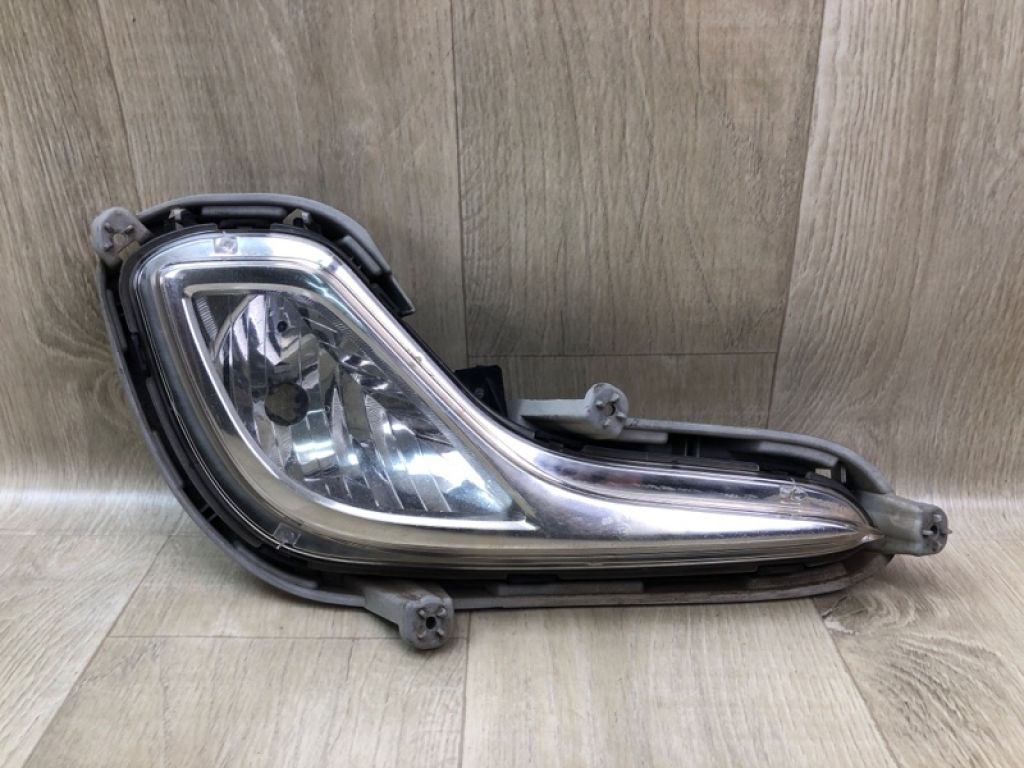 922021R000 | Протитуманна фара прав. HYUNDAI ACCENT RB 10-