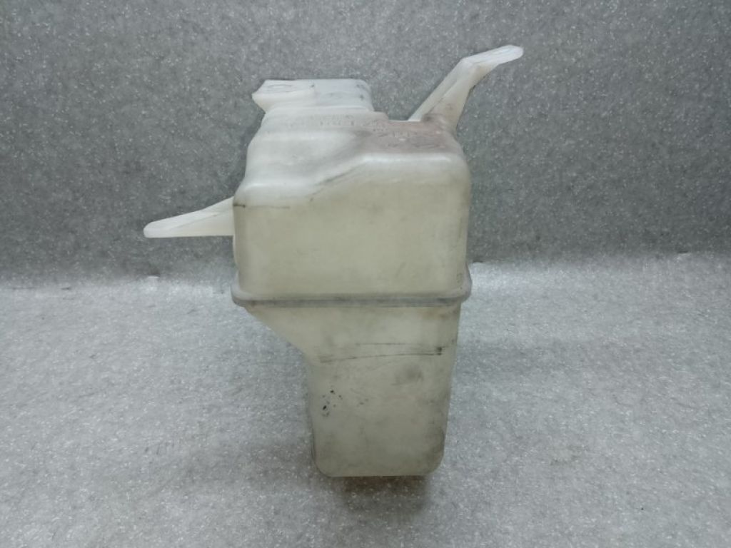 8260A094 | Бачок омывателя MITSUBISHI OUTLANDER XL 05-13 - Фото 5