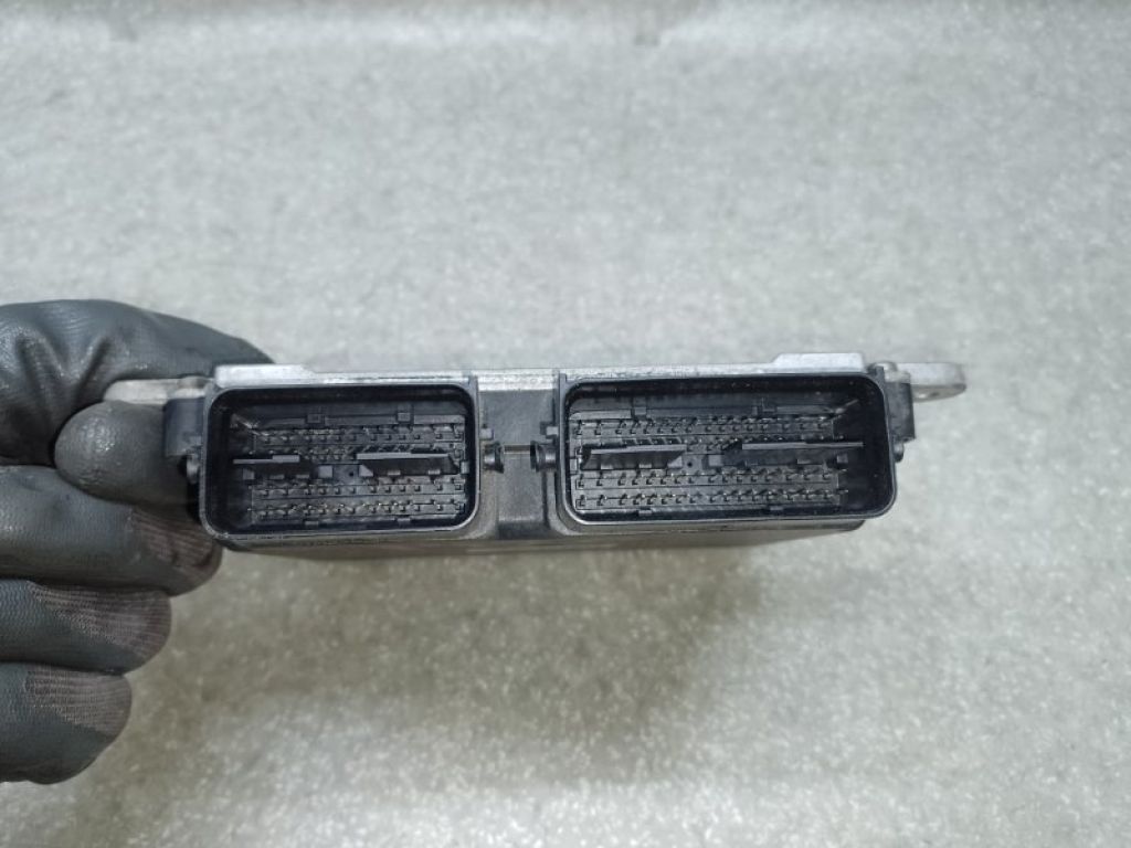 1860A918 | Блок керування двигуном MITSUBISHI OUTLANDER XL 05-13 - Фото 3