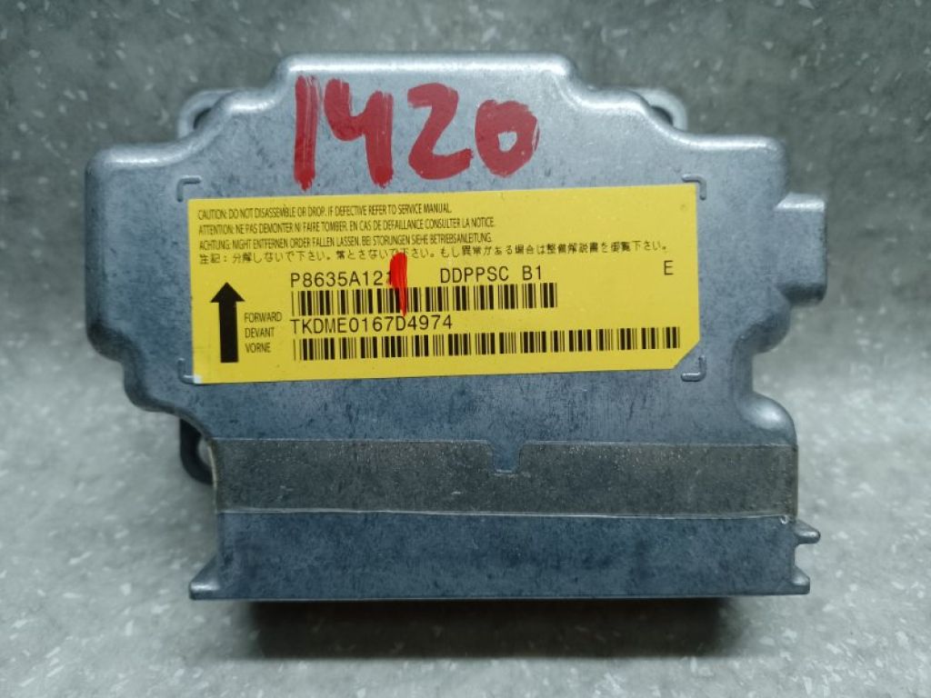 8635A121 | Блок керування AIRBAG MITSUBISHI OUTLANDER XL 05-13