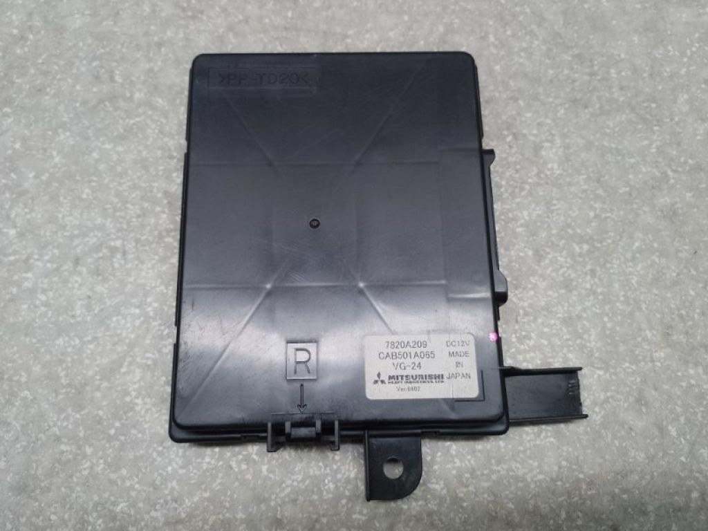 7820A209 | Блок електронний MITSUBISHI OUTLANDER XL 05-13