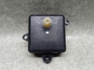 Моторчик заслонки печки HUMMER H3 05-10