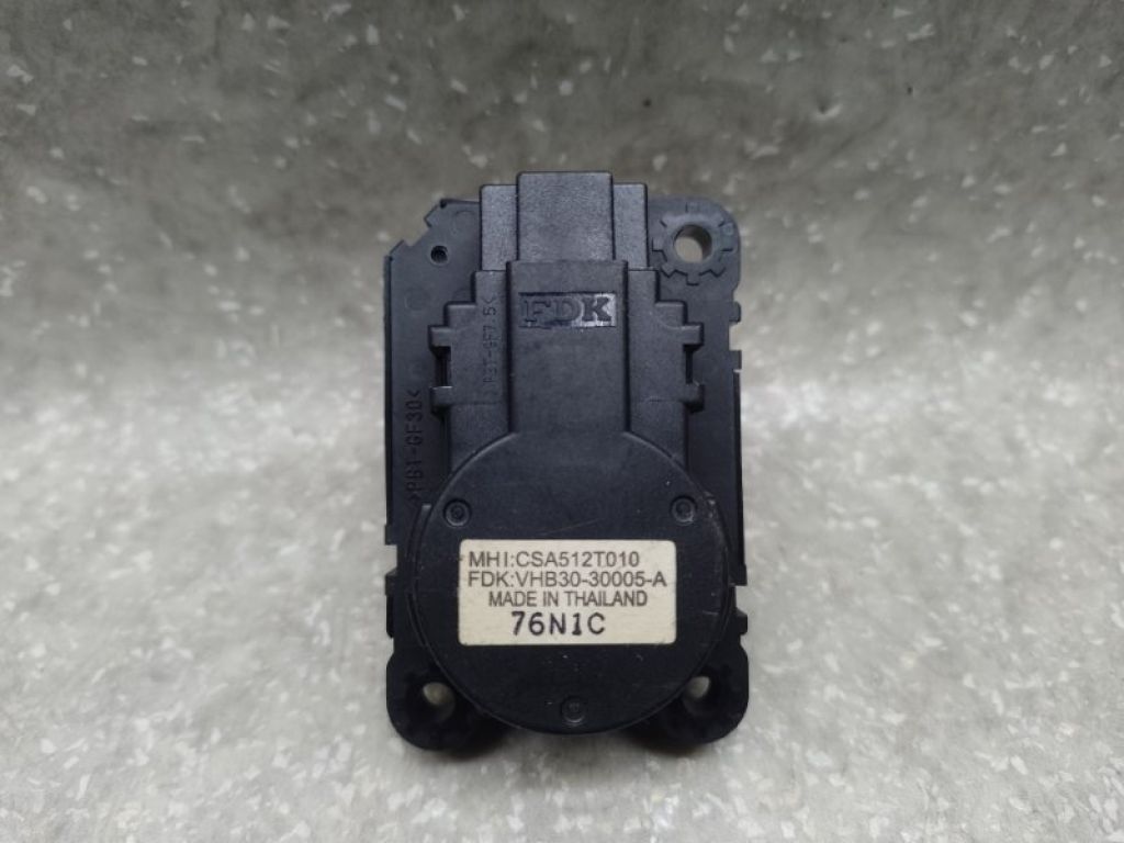 7820A080 | Моторчик заслінки пічки MITSUBISHI OUTLANDER XL 05-13 - Фото 2