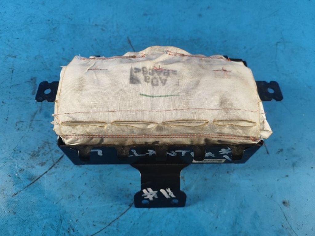 84530F3500 | Подушка безпеки пасажира HYUNDAI ELANTRA AD 16-