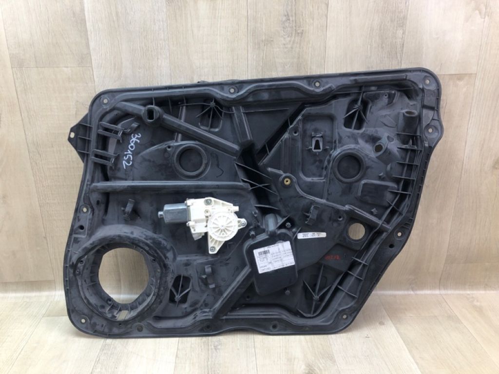 A1667201202 | Стеклоподъемник передн. прав. MERCEDES GL-CLASS X166 12-16