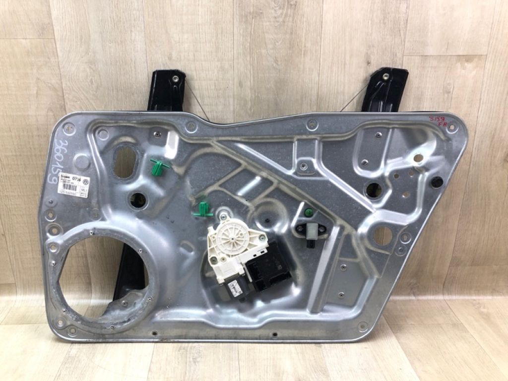 5N0837462 | Стеклоподъемник передн. прав. VOLKSWAGEN TIGUAN 08-17