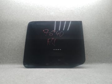 Скло дверей задн. лів. HUMMER H3 05-10