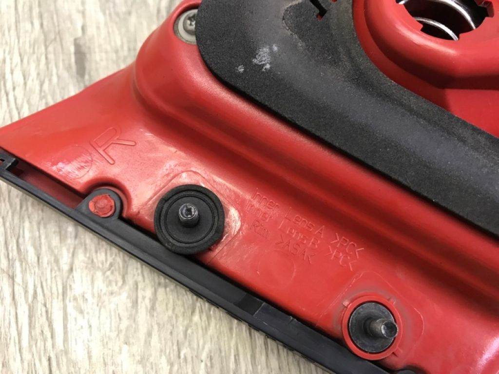 81581-33150 | Ліхтар внутрішній прав. LEXUS ES350 06-12 - Фото 6