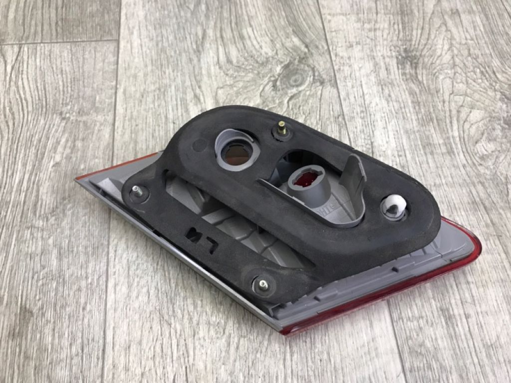 81580-06120 | Ліхтар внутрішній прав. TOYOTA CAMRY 40 06-11 - Фото 5