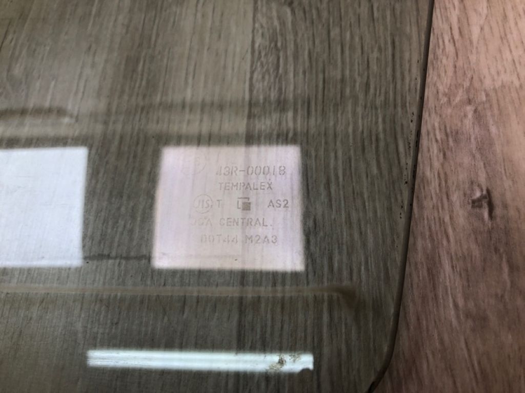 84546-80J00 | Скло дверей задн. лів. SUZUKI SX4 06-13 - Фото 3