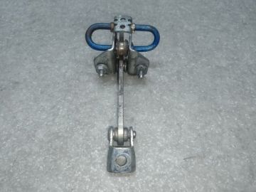 Ограничитель двери задн. HUMMER H3 05-10