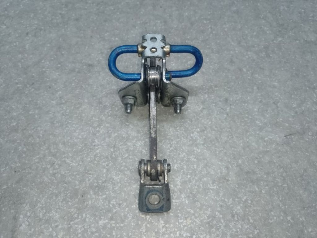 15286624 | Ограничитель двери передн. HUMMER H3 05-10