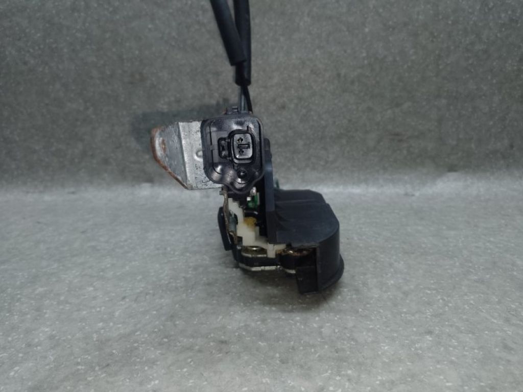 15855979 | Замок двери задн. лев. HUMMER H3 05-10 - Фото 4