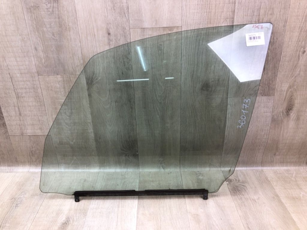 84536-80J00 | Скло дверей передн. лів. SUZUKI SX4 06-13