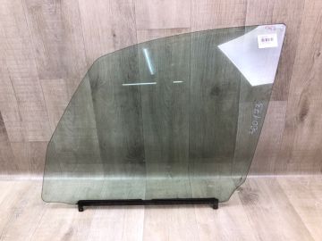 Скло дверей передн. лів. SUZUKI SX4 06-13