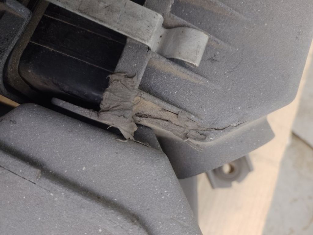 MR597046 | Корпус воздушного фильтра MITSUBISHI LANCER IX 9 03-07 - Фото 5